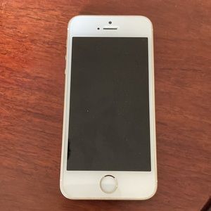 iPhone SE 32 GB Gold